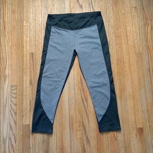Fabletics Dark/Light Grey Small Leggings